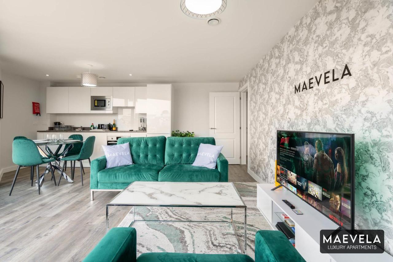 Maevela Apartments - Luxury Top Floor Penthouse - With Parking - 2 Bedroom New Build Apartment ✪ City Centre, Digbeth ✓ With Huge Patio Sliding Doors - City View - Rooftop Terrace - Ps4 & Smart Tv'S Birmingham Exterior photo